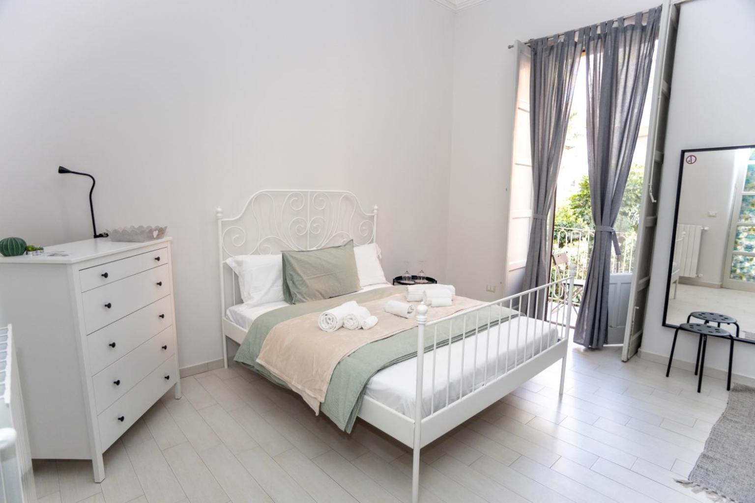Shr-Sicily Holiday Rooms كاتانيا المظهر الخارجي الصورة